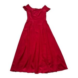 Elegant Red Maxi Dress